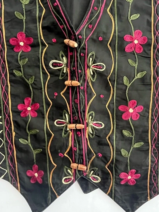Vtg Embroidered Floral Boho Cotton Vest Cottagecore Black - Solutions Petite - Picture 2 of 6